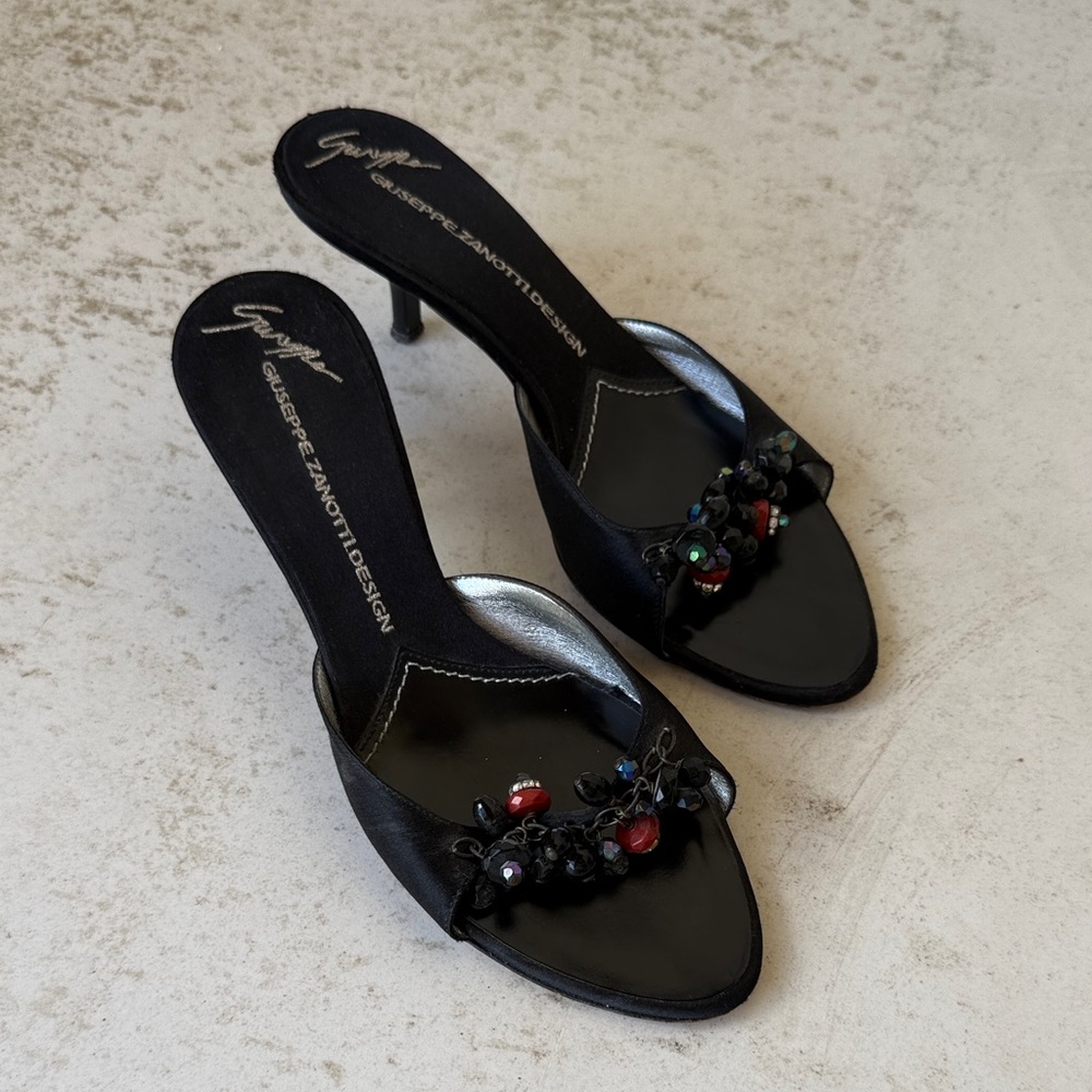 Vintage Giussepe Zanotti Black Kitten Heels